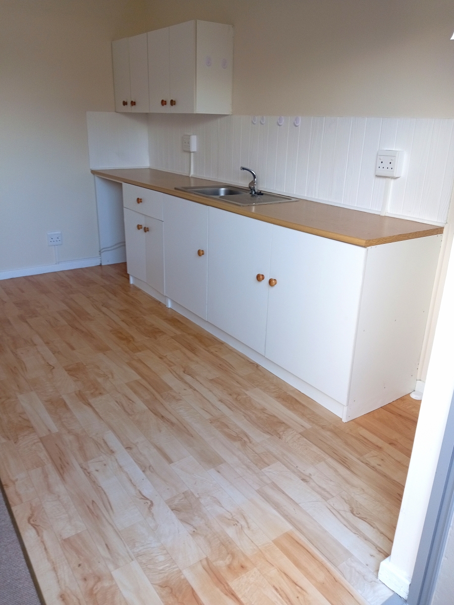 To Let 1 Bedroom Property for Rent in Heatherlands Western Cape